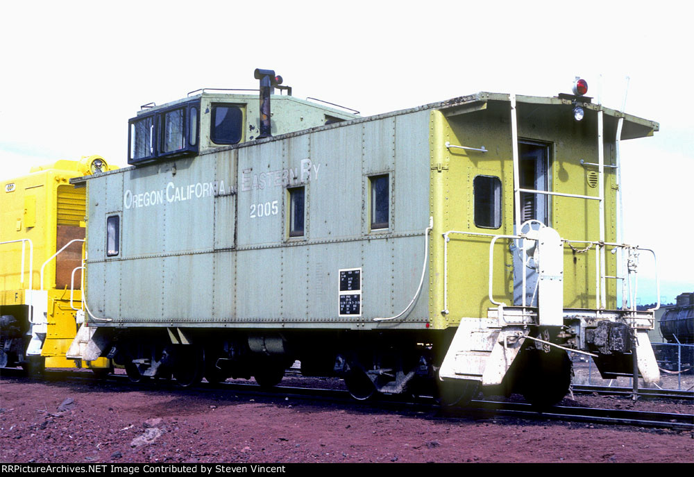 Oregon California & Eastern caboose #2005